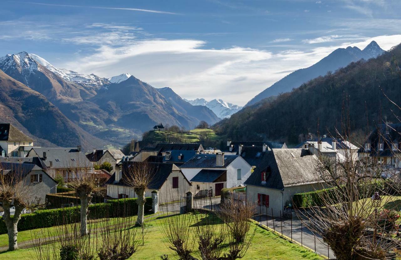 Pyrenees Cycling Lodge Saint-Savin (Hautes-Pyrenees) Ngoại thất bức ảnh